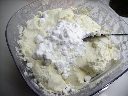cy01cz10addsugar homemade yorgurt cream cheese